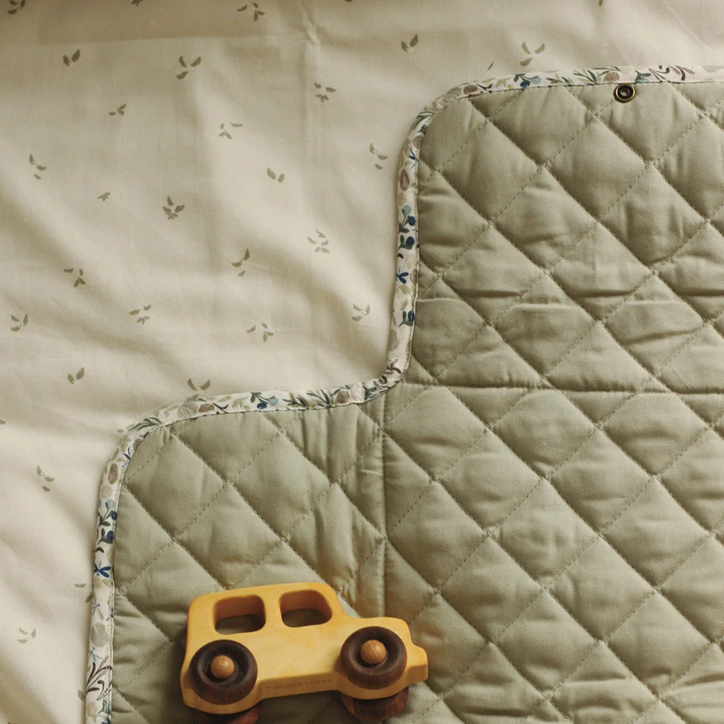Avery Row Travel Changing Mat - Image 3