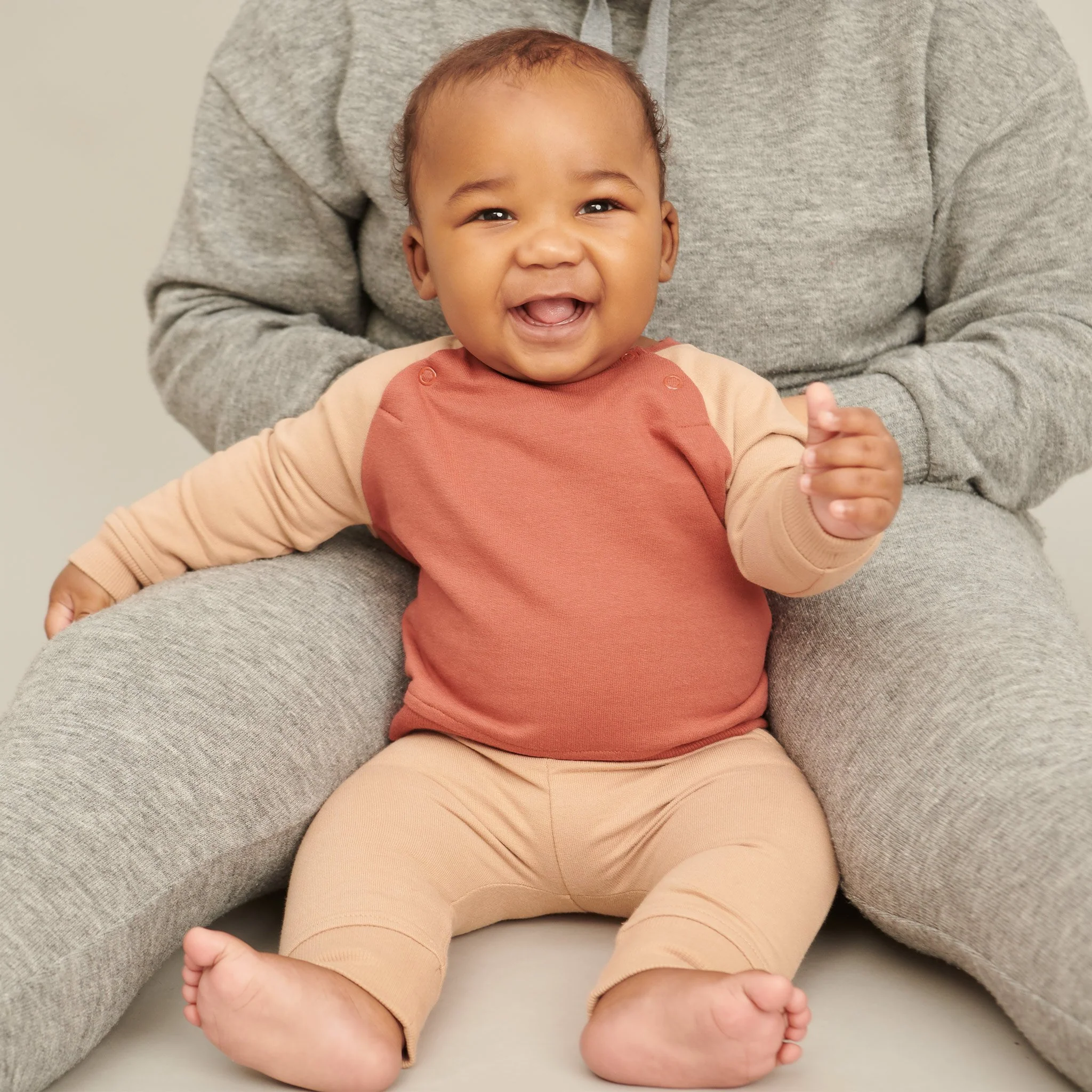 Caramel Raglan Sleeve Sweatshirt & Jogger Set - Image 6
