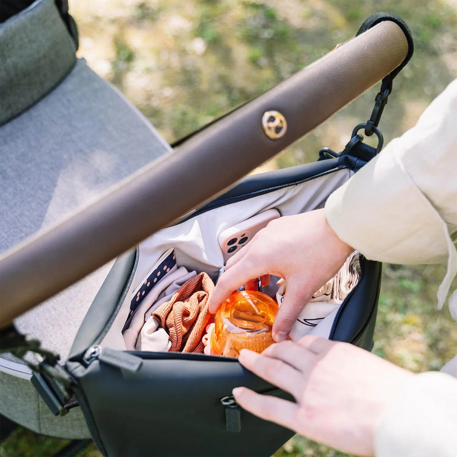 Done by Deer Stroller Bag - Image 3