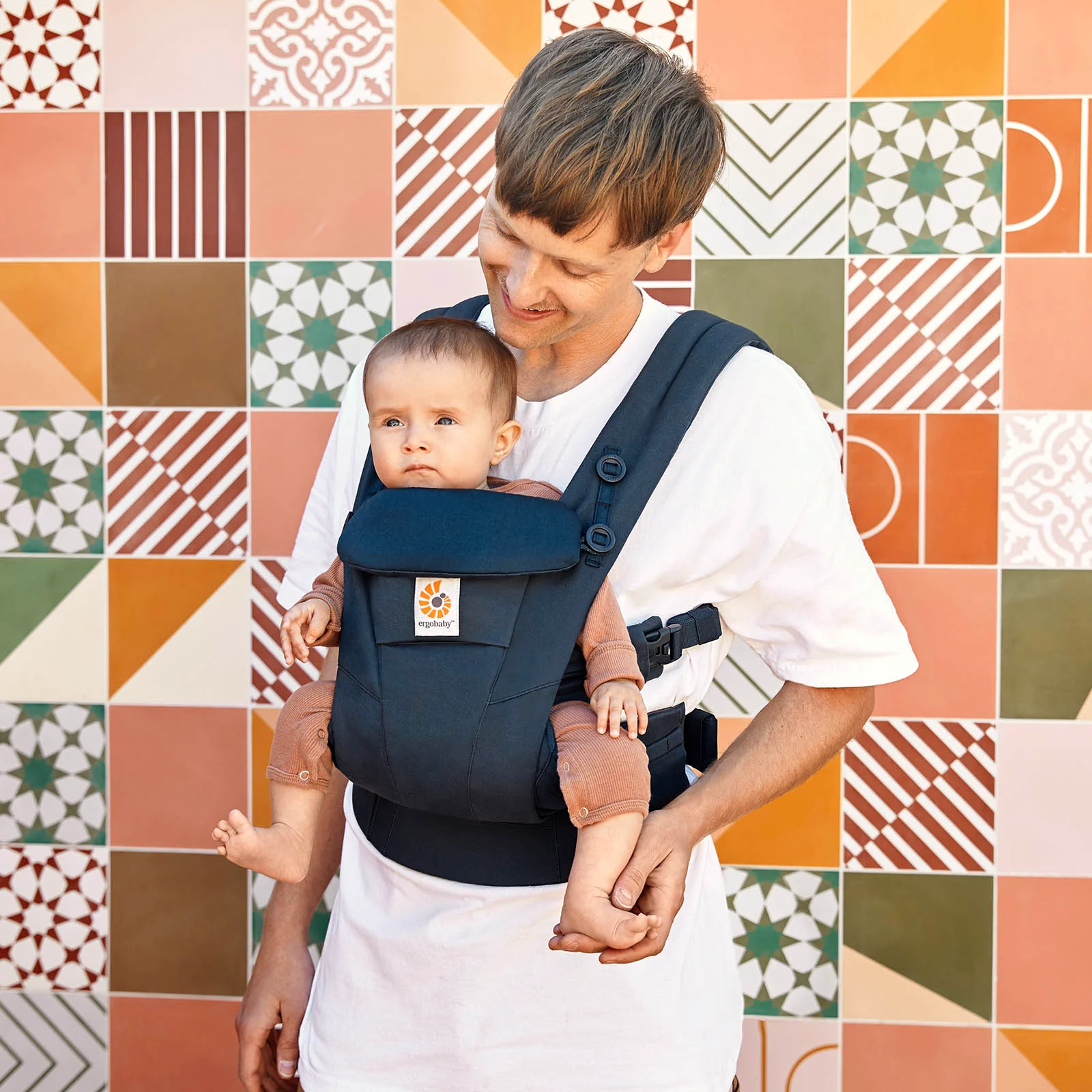 Ergobaby Omni Dream Carrier - Image 12