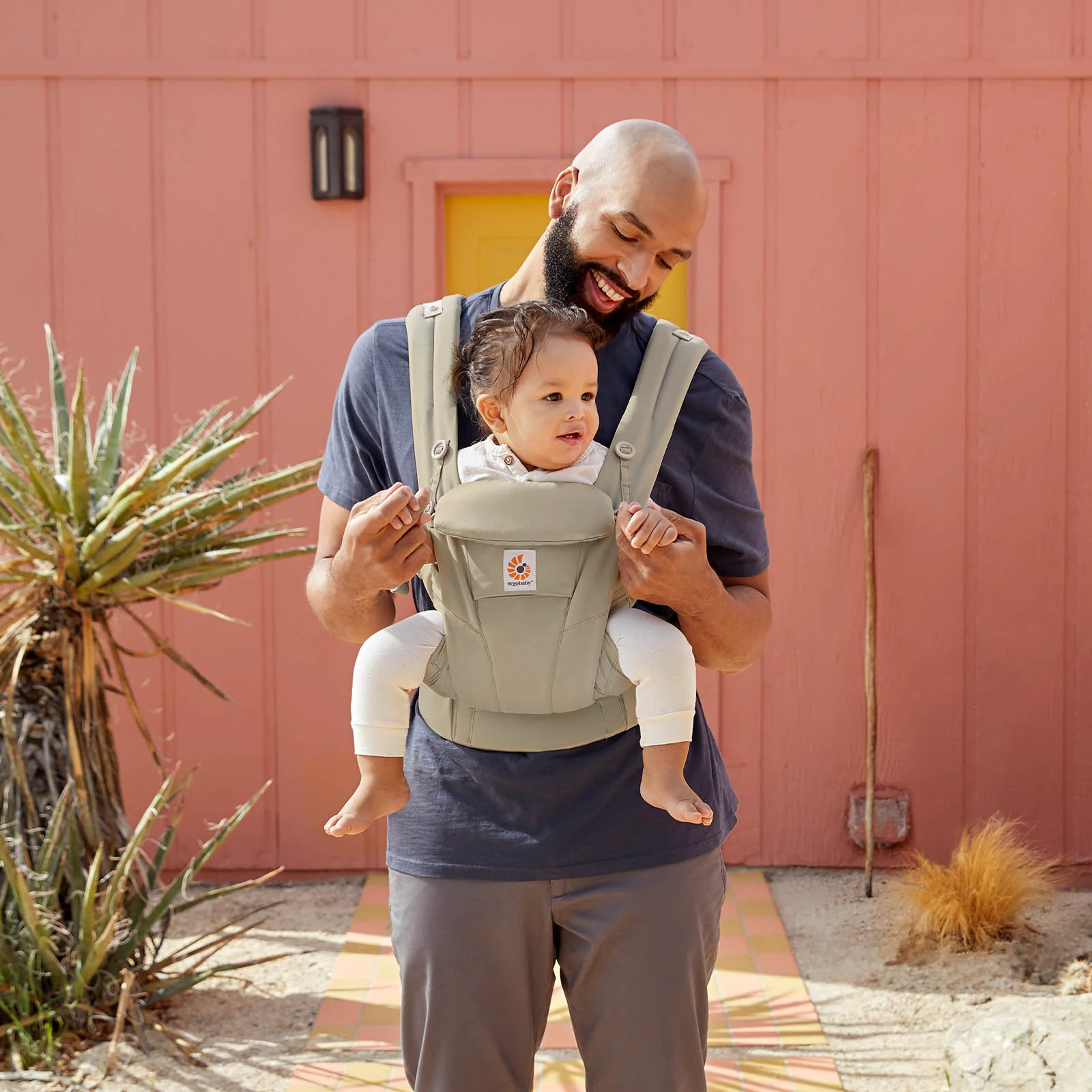 Ergobaby Omni Dream Carrier - Image 9