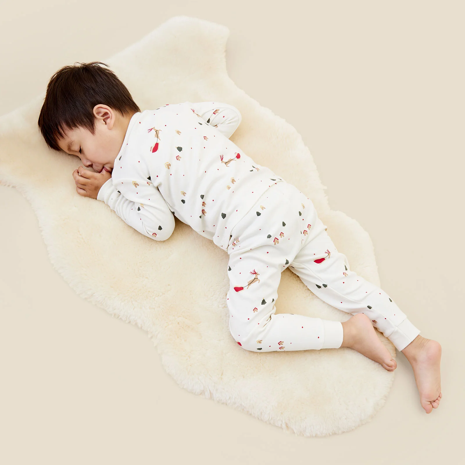 Festive Print Pyjamas - Image 6