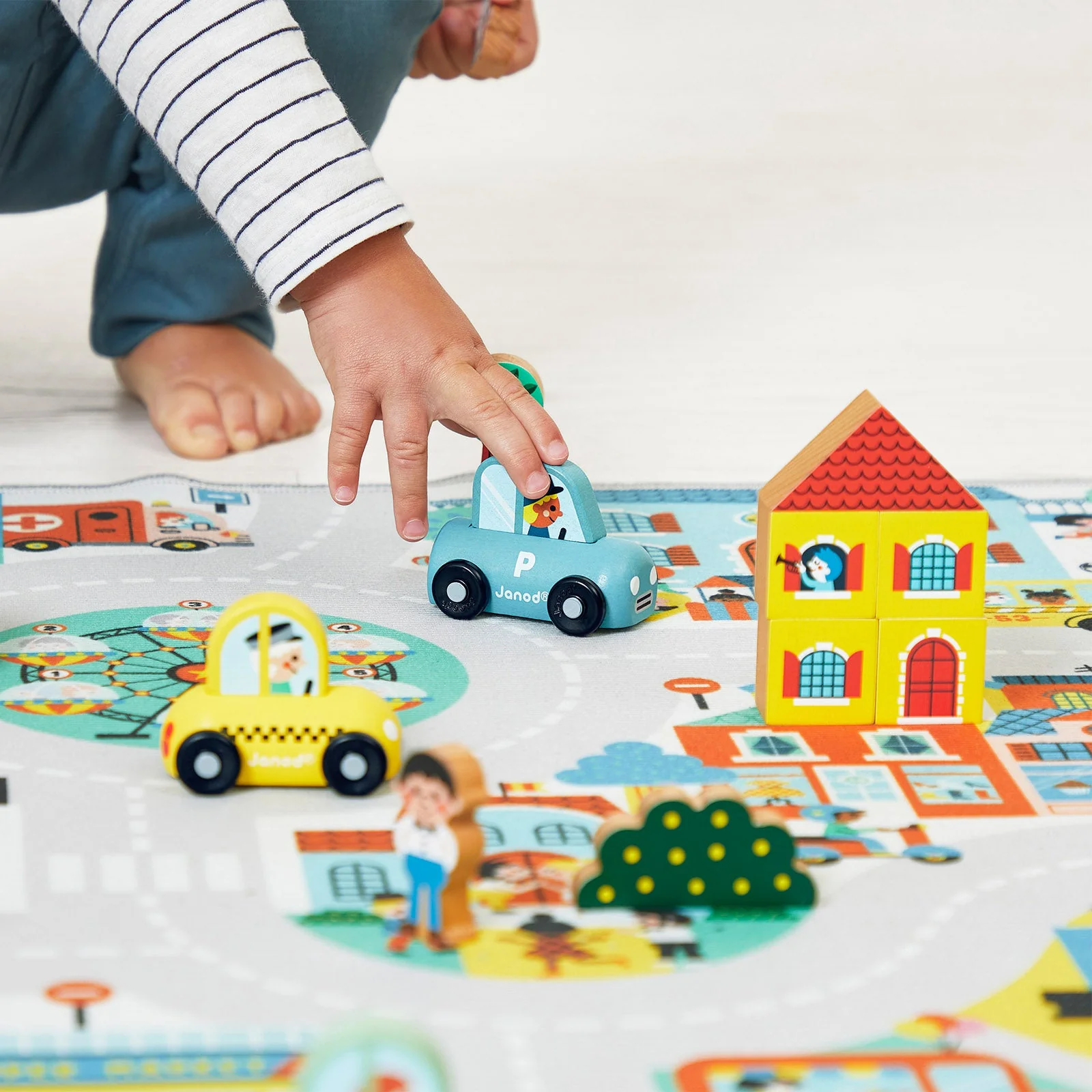 Janod City Play Mat - Image 3