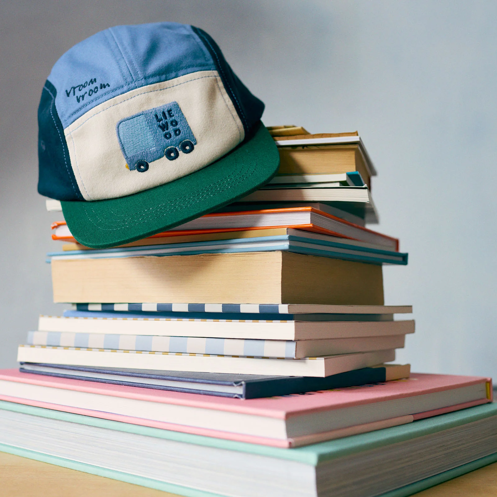 Liewood Rory Embroidery Cap - Cars / Multi Mix - Image 2