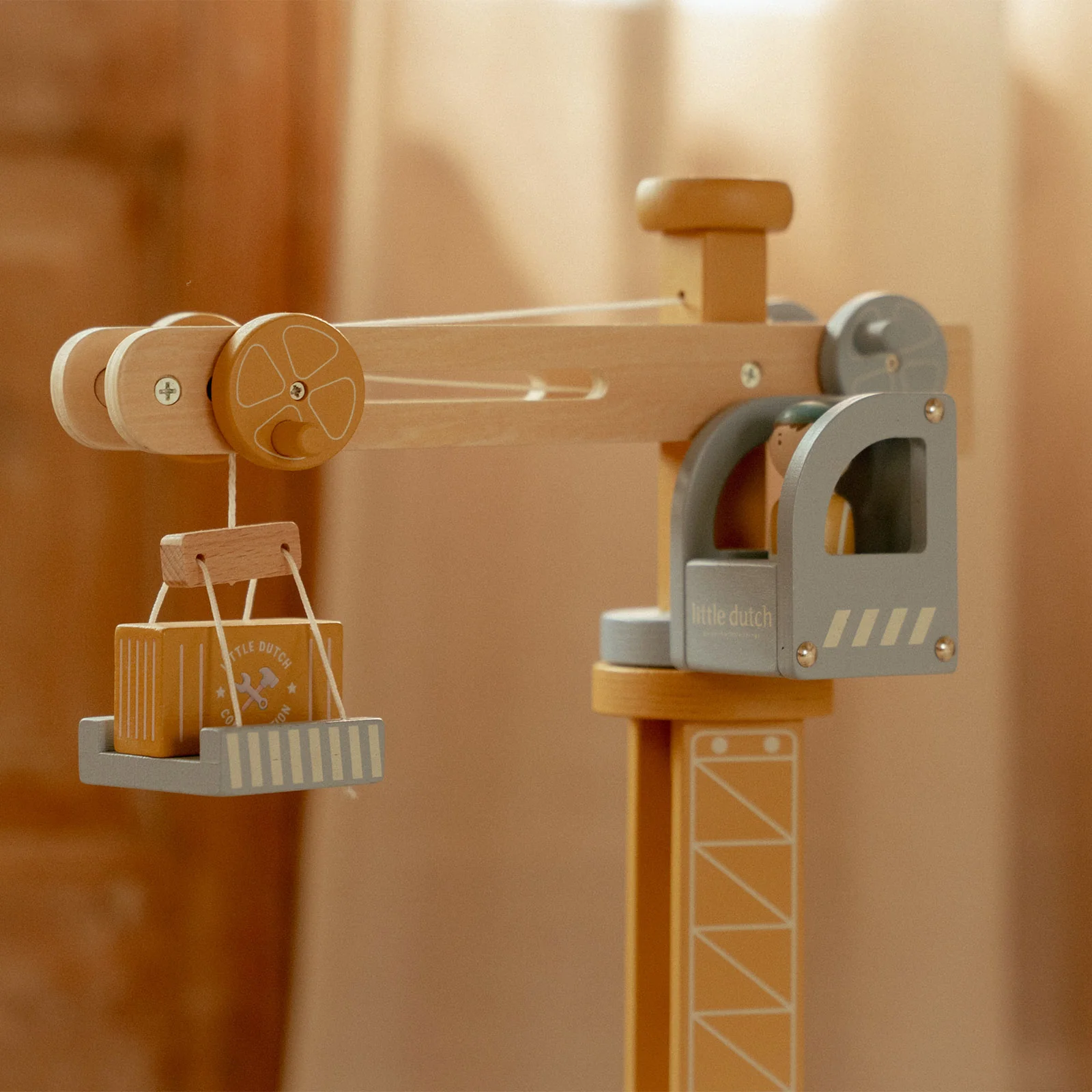 Little Dutch Crane Set - Image 4
