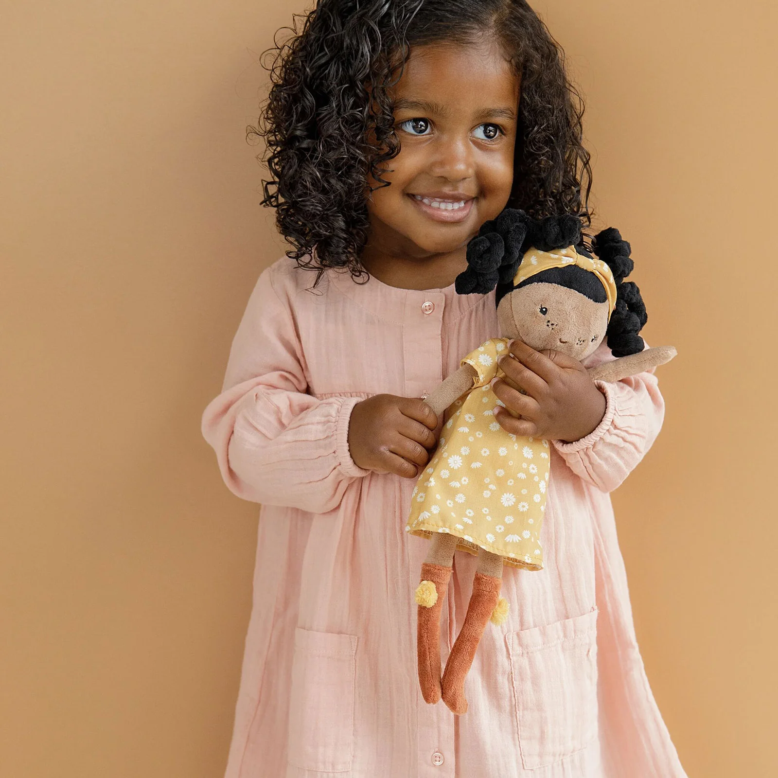 Little Dutch Cuddle Doll Evi - Image 7