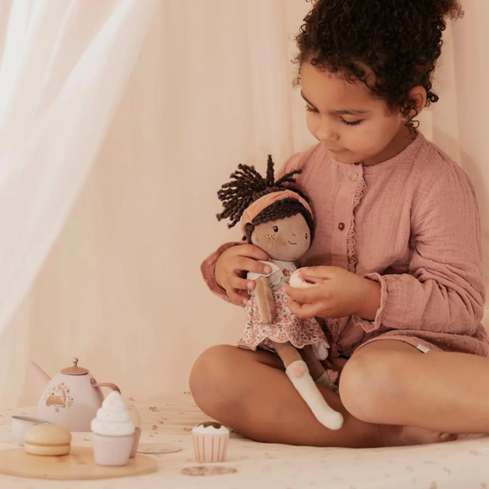 Little Dutch Evi Cuddle Doll - Image 2