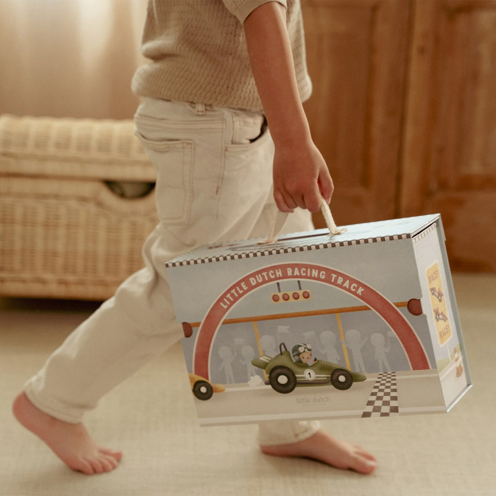 Little Dutch Play Case & Racetrack - Image 4