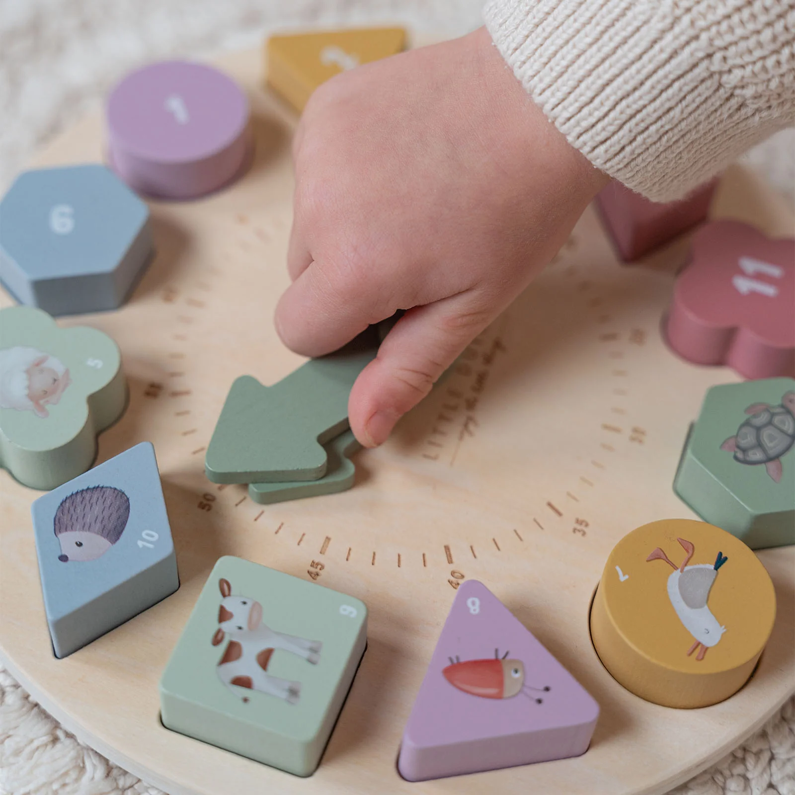 Little Dutch Puzzle Clock - Image 4