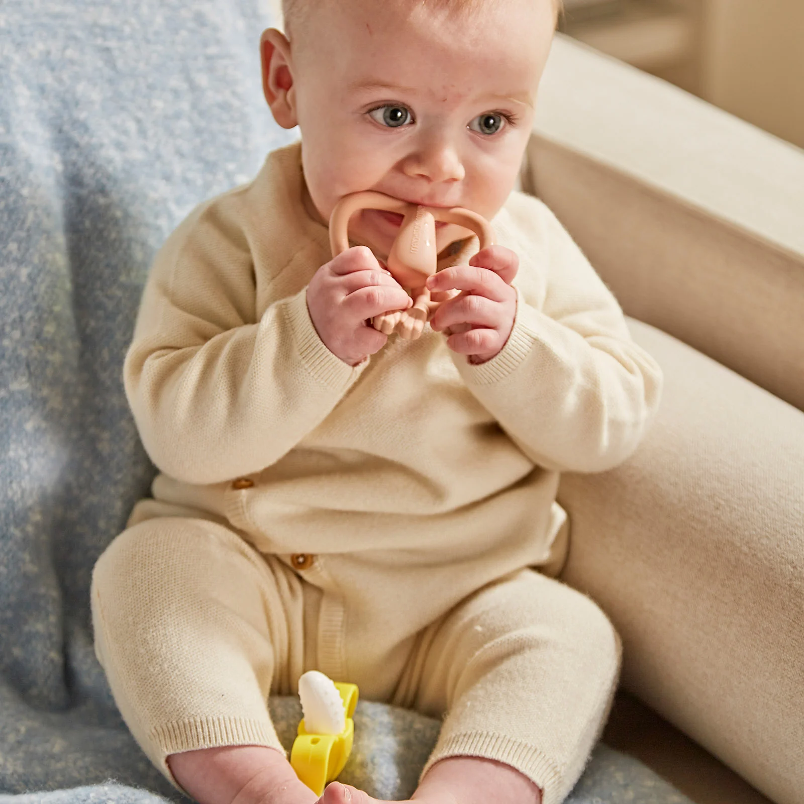 Matchstick Monkey Banana & Monkey Teether Gift Set - Pink - Image 4