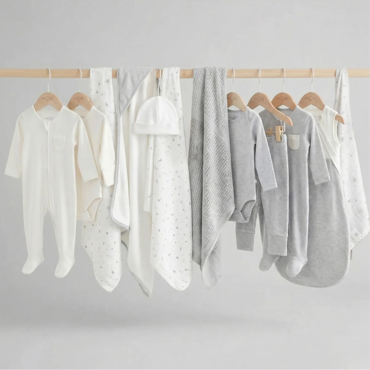 MORI Newborn Baby Starter 12-Piece Essentials Set - Image 25