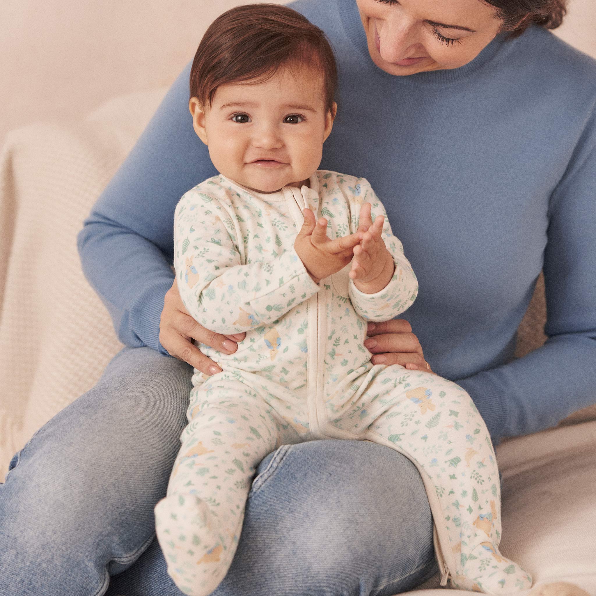 Peter Rabbit Clever Zip Sleepsuit - Image 11