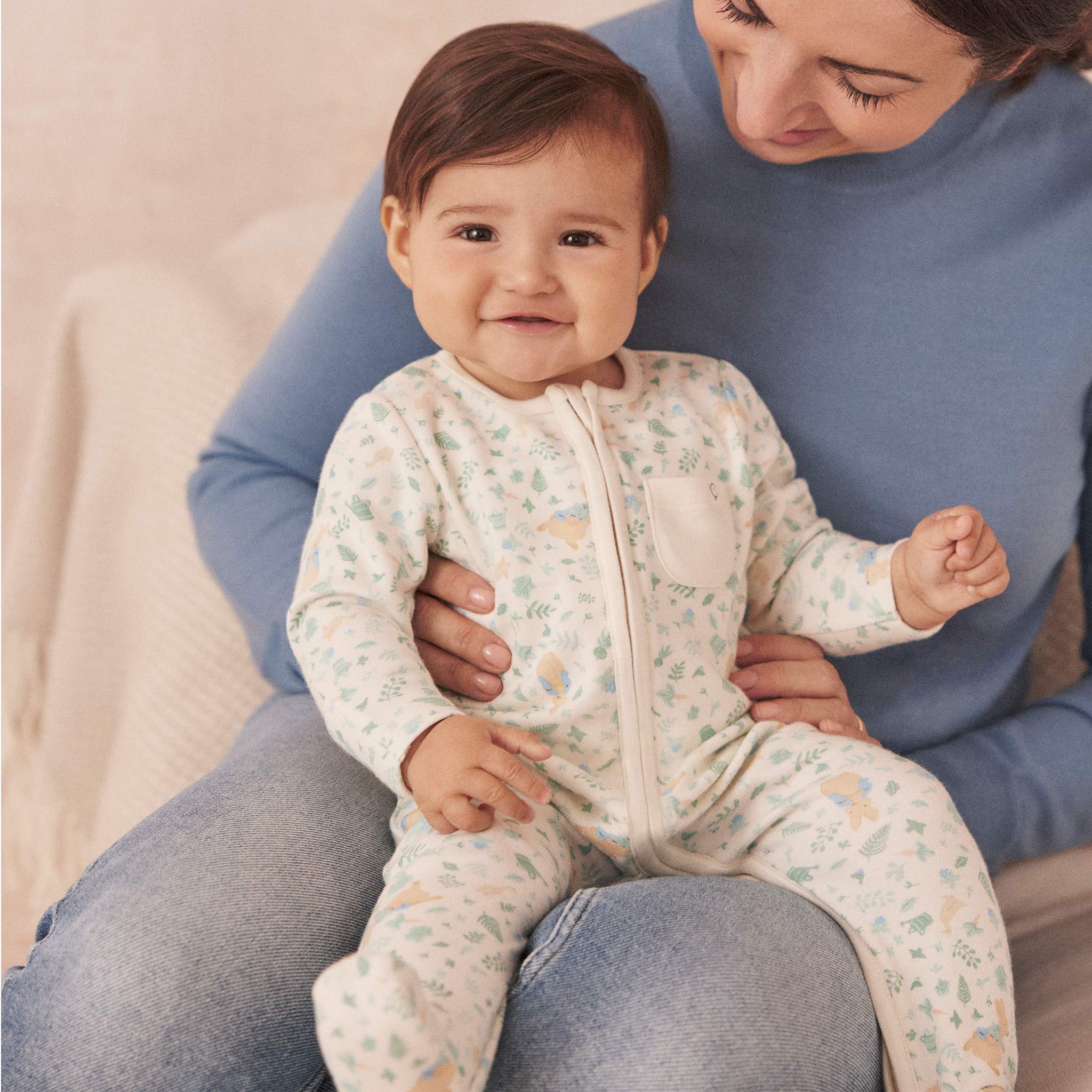 Peter Rabbit Clever Zip Sleepsuit - Image 9