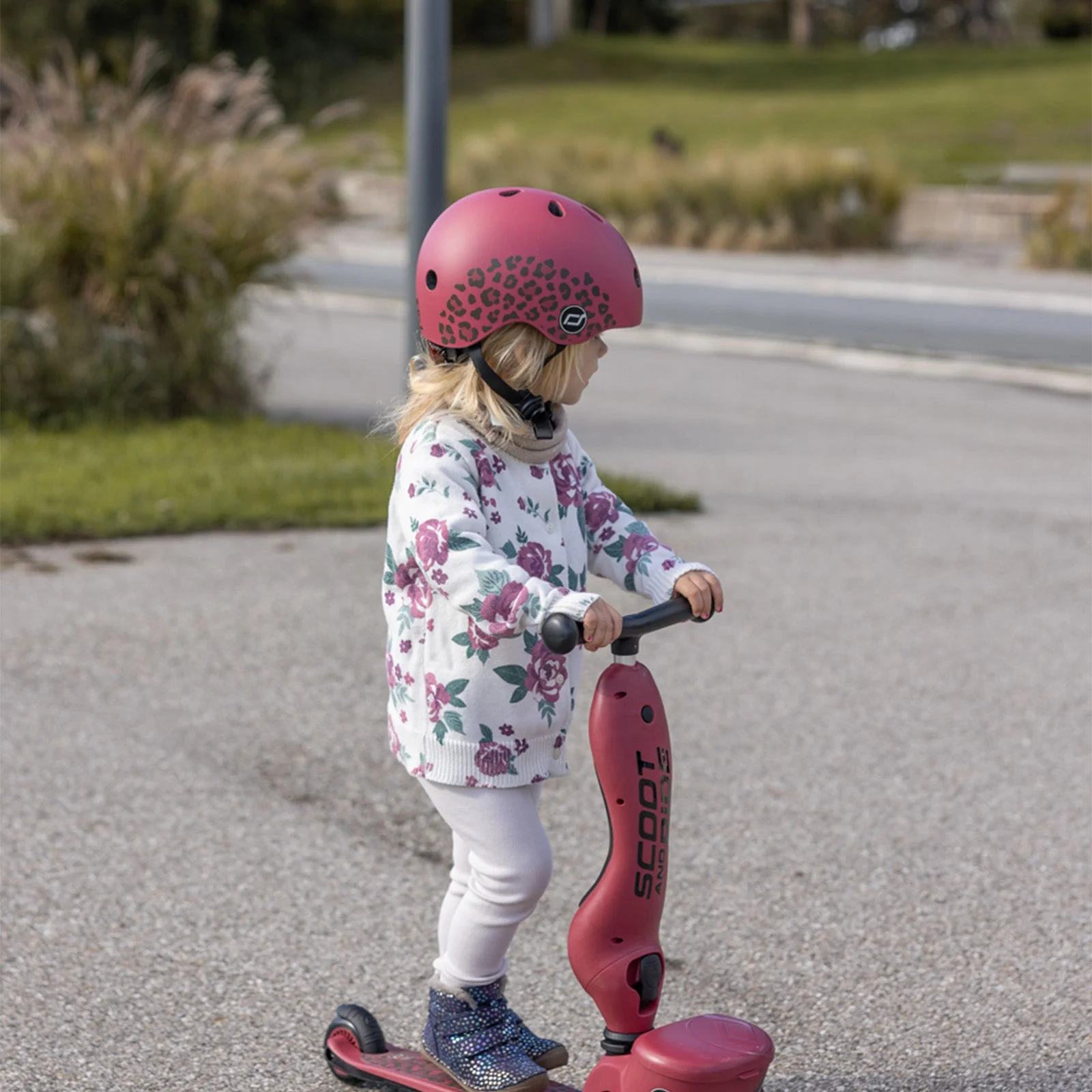 Scoot & Ride Helmet - Wildcat - Image 2