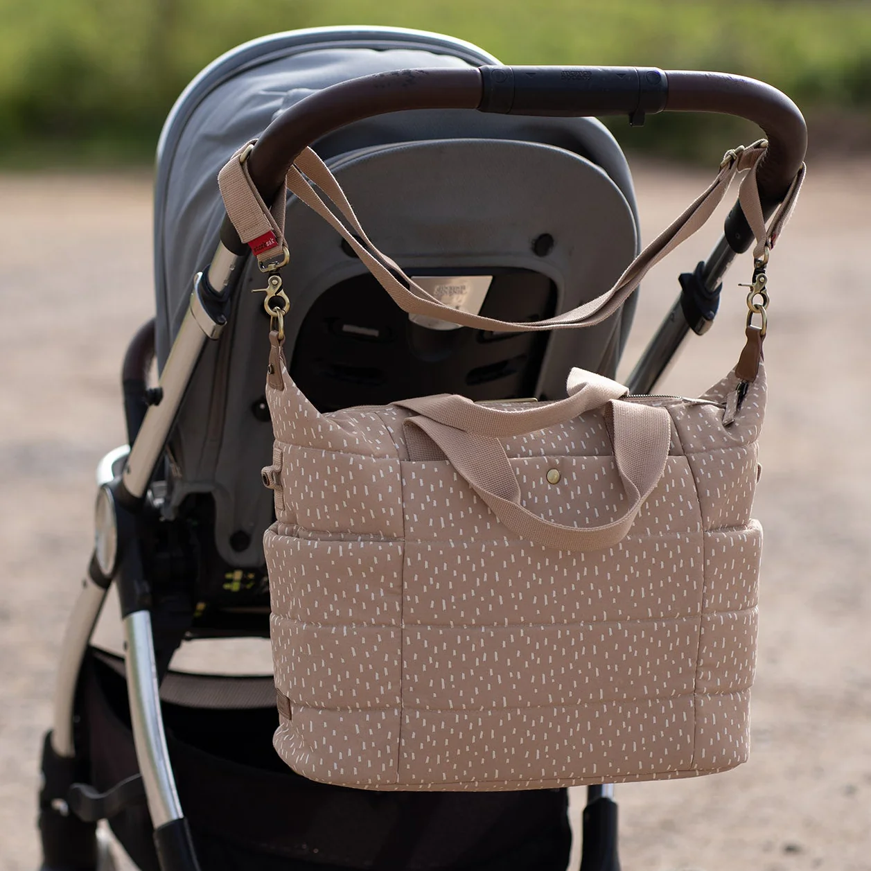 Storksak Organic Tote Changing Bag - Seashell