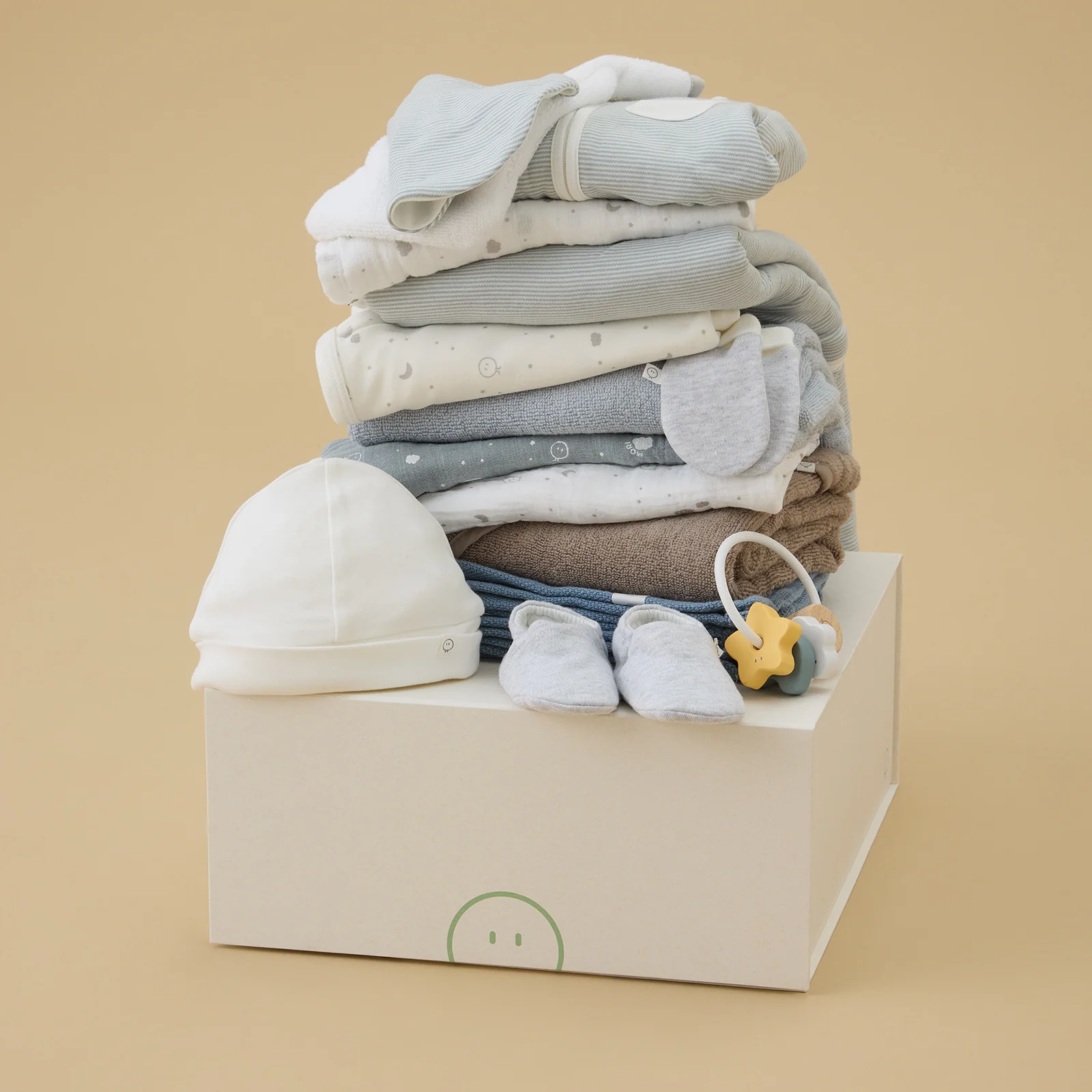 The MORI Newborn Baby Supreme 28-Piece Luxury Set